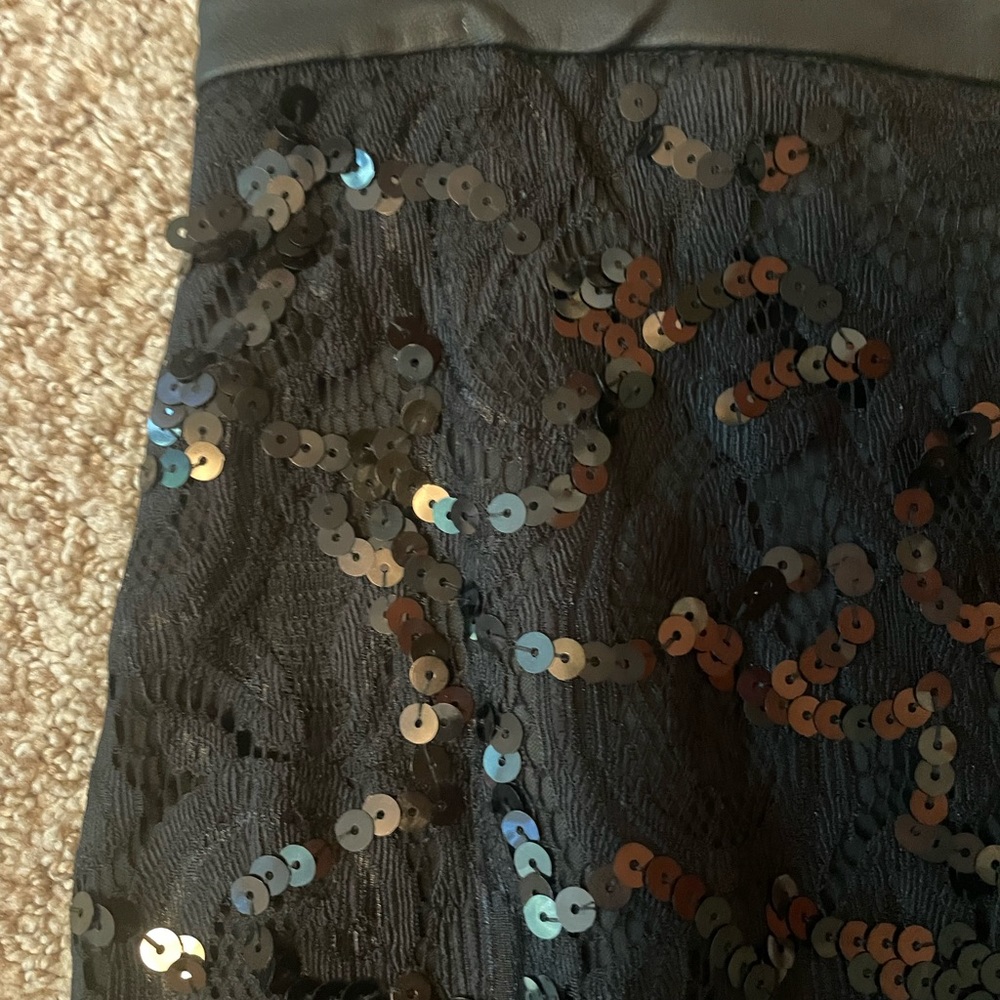 2 Piece Sequin Set From Express! Top Size Small, … - image 4